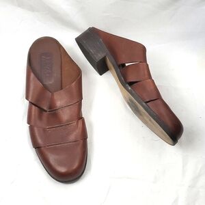 Enzo Angiolini Asterisk Brown Leather Mule